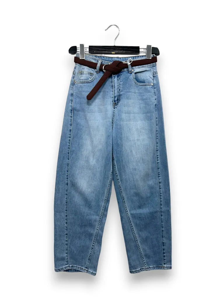 Jeans baggy con cintura